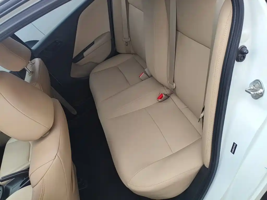 Honda City — миниатюра 17