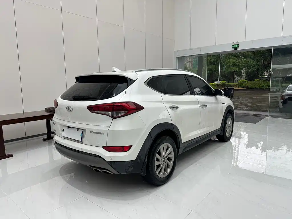 Hyundai Tucson 1.6T DCT 2WD Smart Type, фото 11