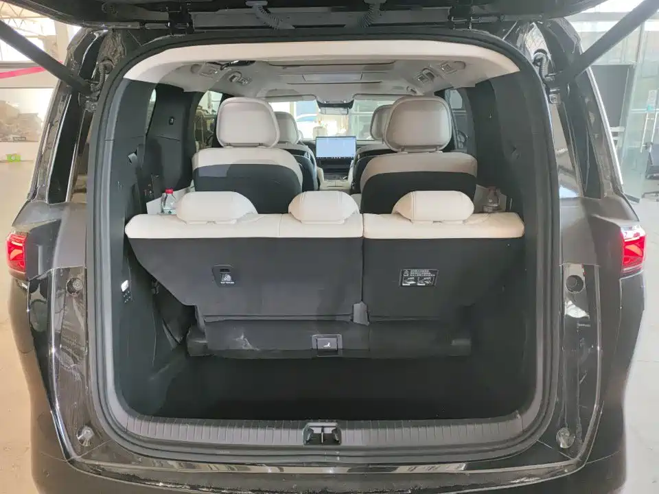 BYD Xia — миниатюра 9
