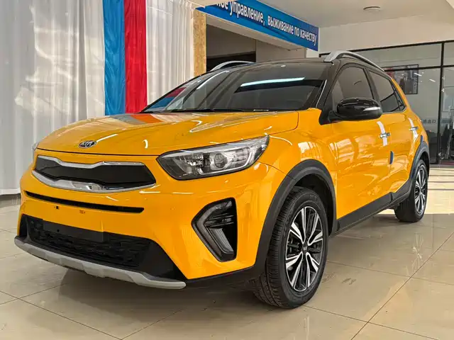 KIA YI RAN 2021