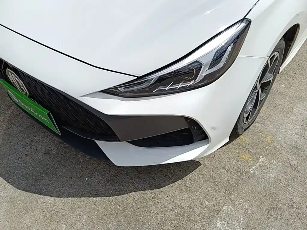 MG MG5 — миниатюра 24