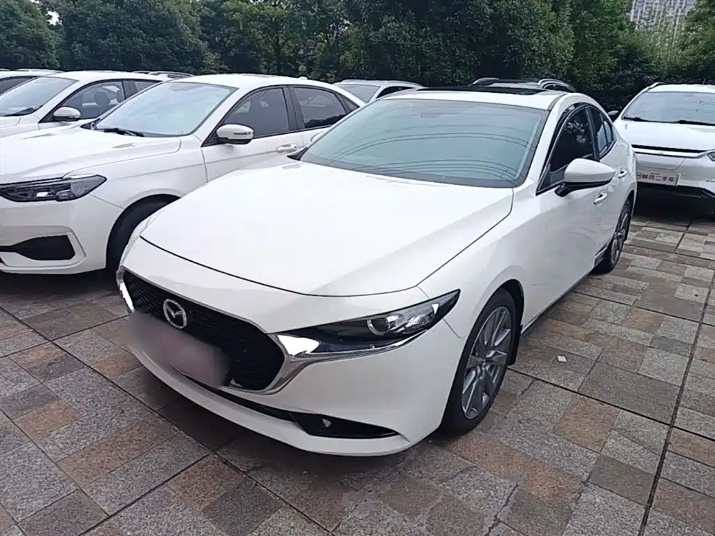 Mazda 3 Axela 2024