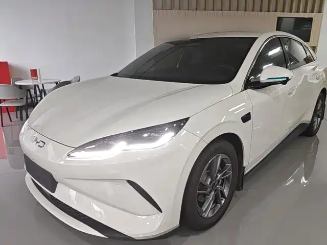 2025 BYD Seal