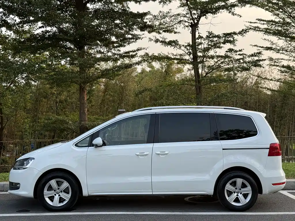 Volkswagen Sharan — миниатюра 4