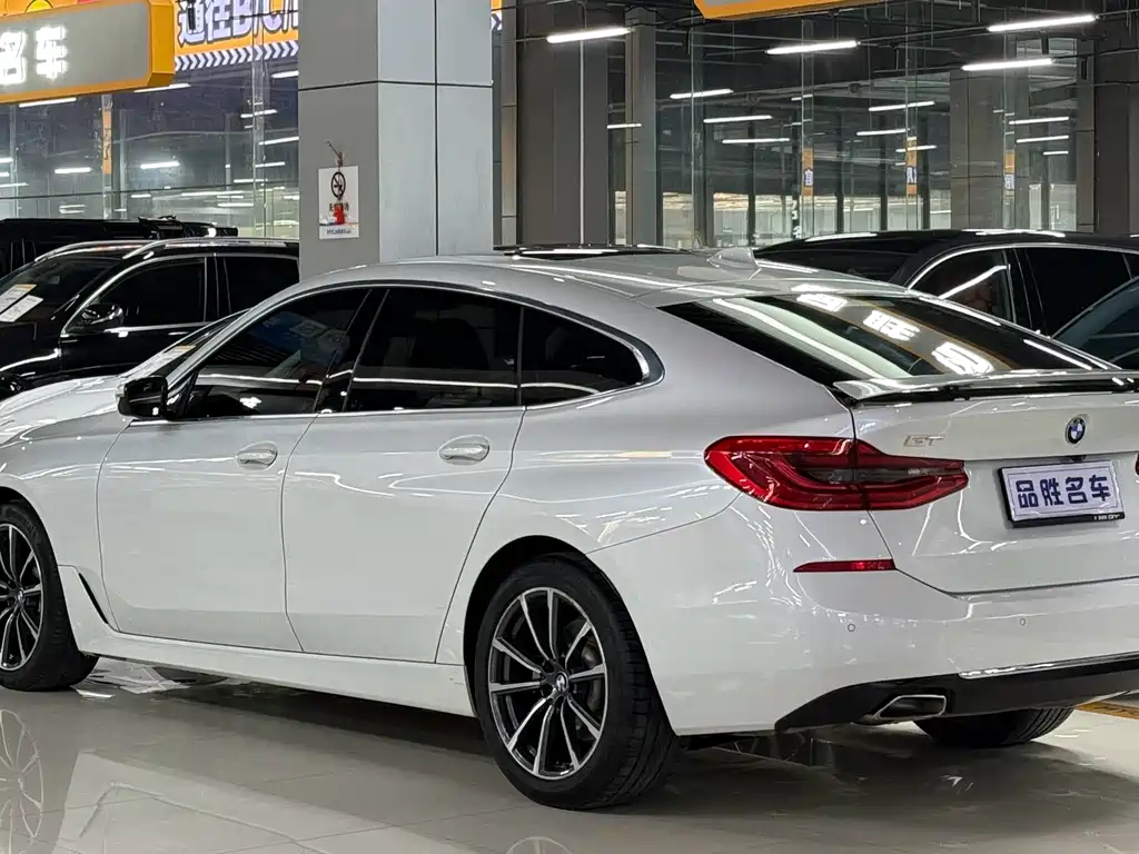 BMW 6 SERIES GT