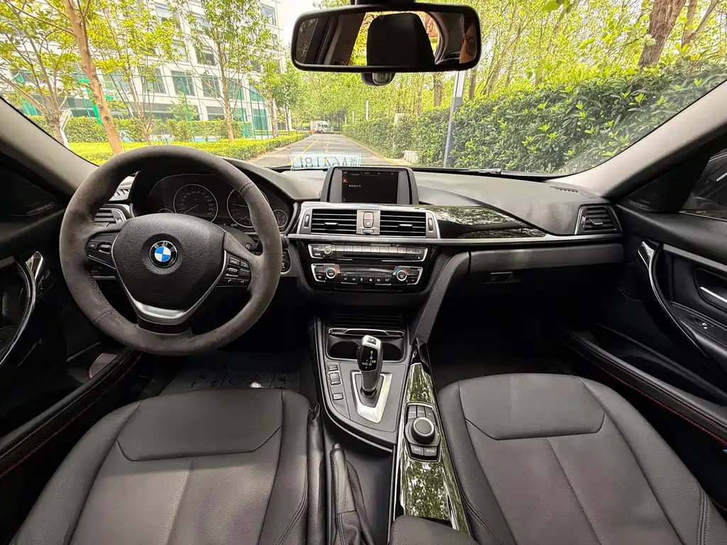 BMW 3 Series — миниатюра 9