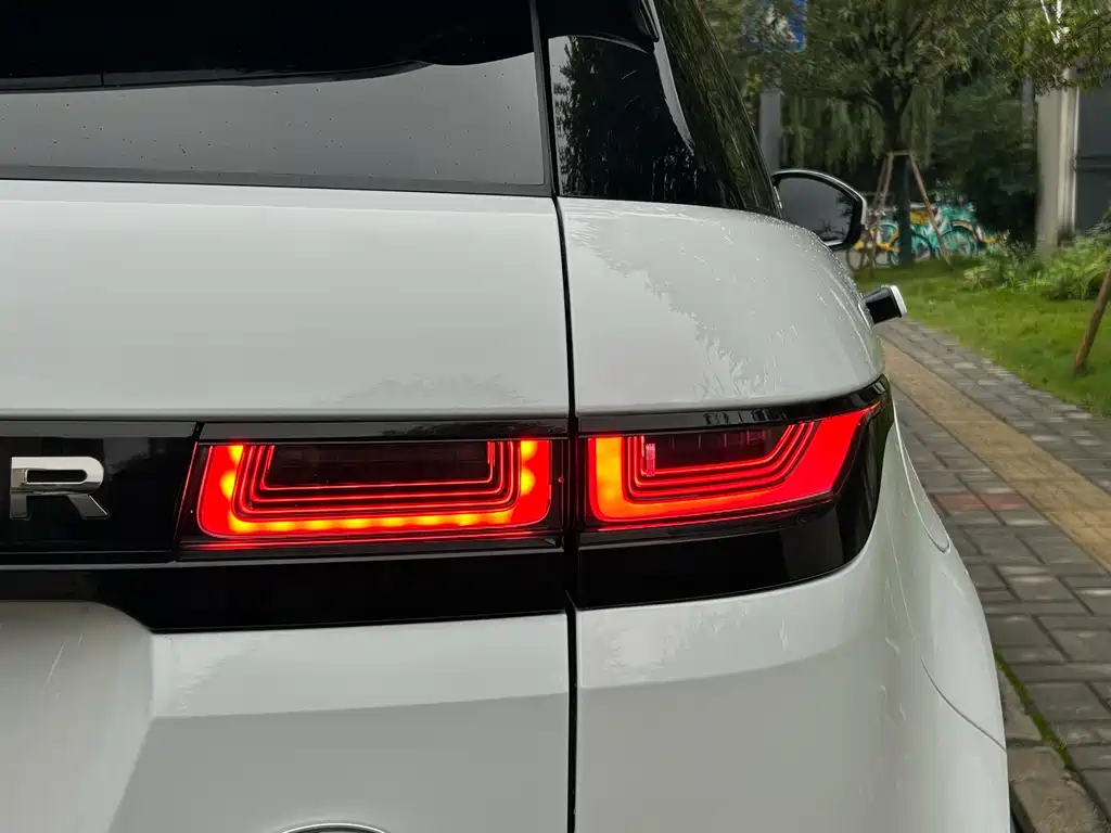 LAND ROVER RANGE ROVER AURORA