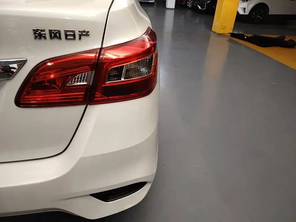 Nissan Sylphy — миниатюра 8