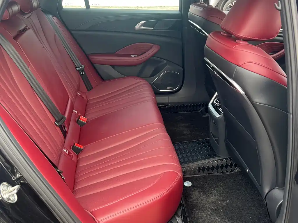 Hongqi Hongqi H5 — миниатюра 15