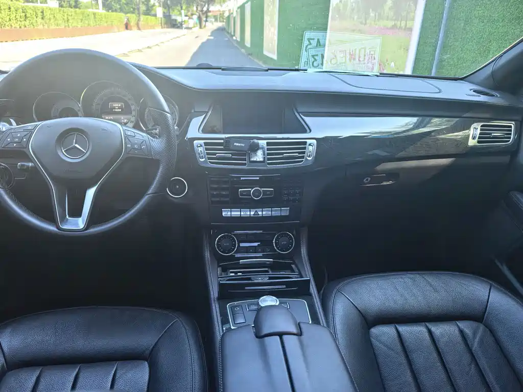 Mercedes-Benz CLS — миниатюра 6