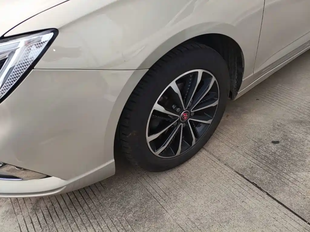 Roewe i5 — миниатюра 23