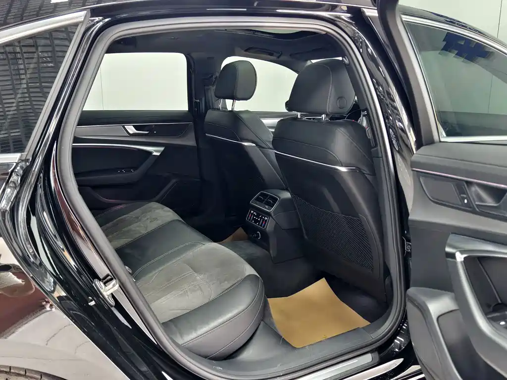 Audi A6L — миниатюра 7