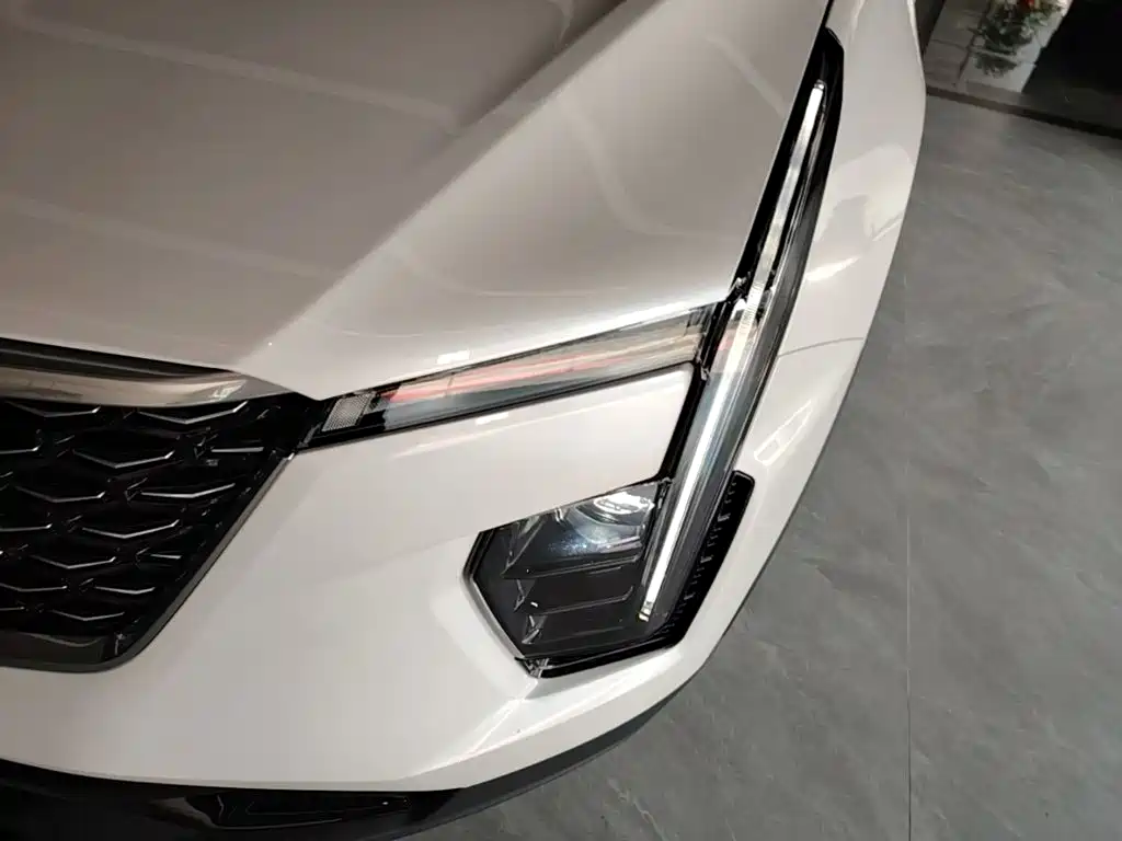 Cadillac XT4 — миниатюра 24