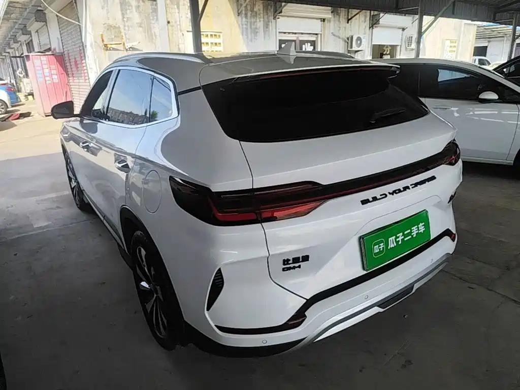 BYD PLUS New Energy — миниатюра 5