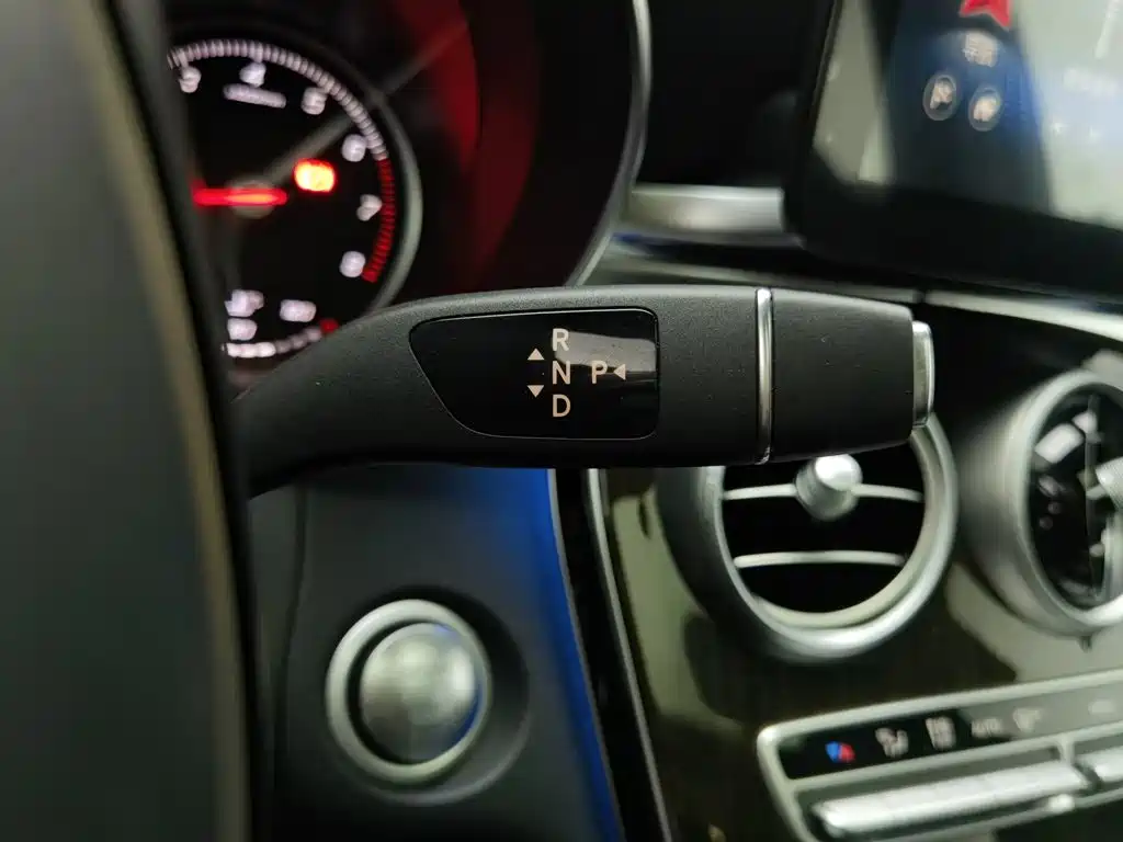 Mercedes-Benz GLC — миниатюра 13