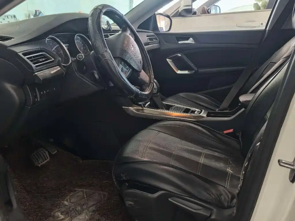 Peugeot 408 — миниатюра 5