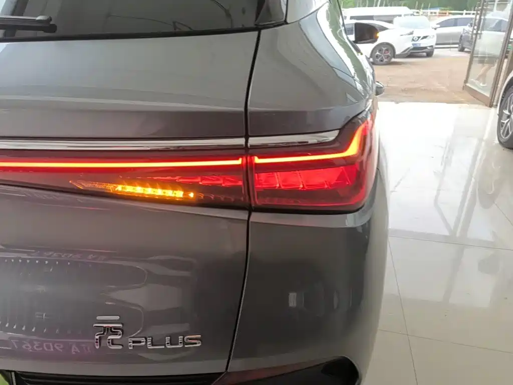 BYD Yuan Plus — миниатюра 8