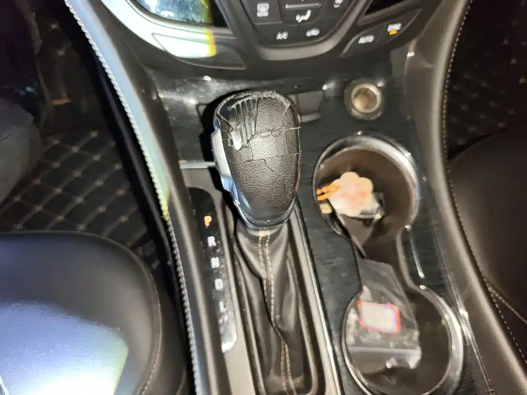 Buick Envision Plus — миниатюра 10