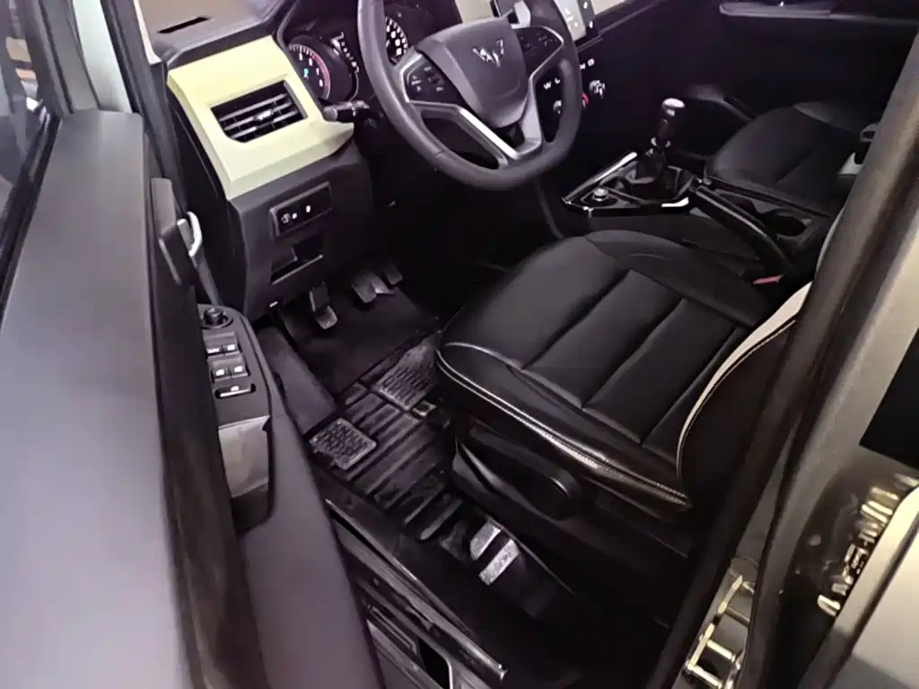 Wuling Hongguang PLUS — миниатюра 16