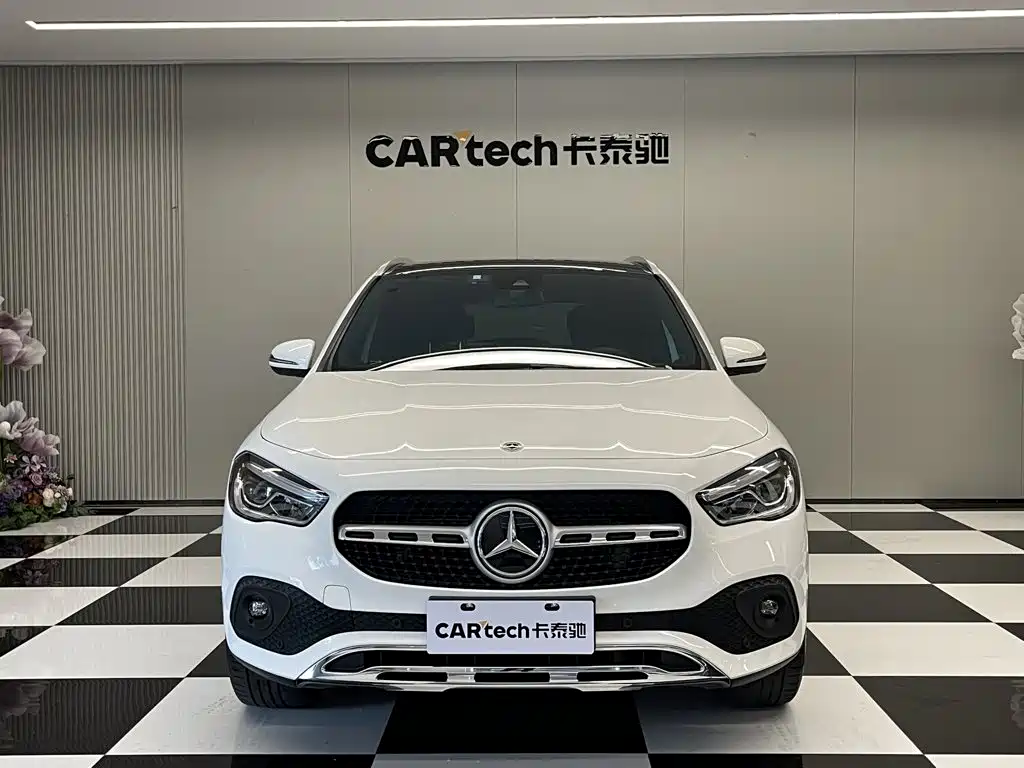 Mercedes-Benz GLA — миниатюра 3