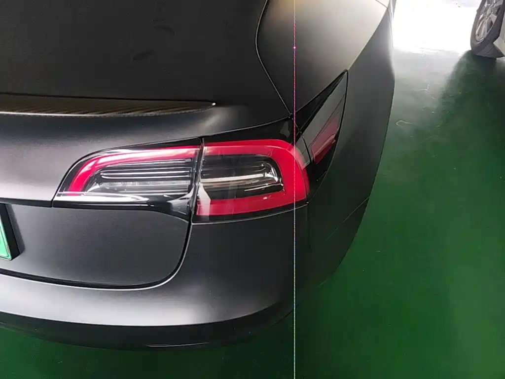 Tesla Model 3 — миниатюра 8