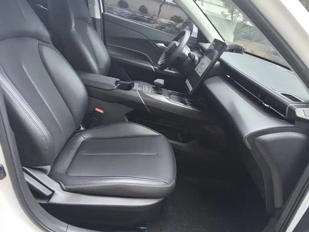 Changan Eado — миниатюра 12