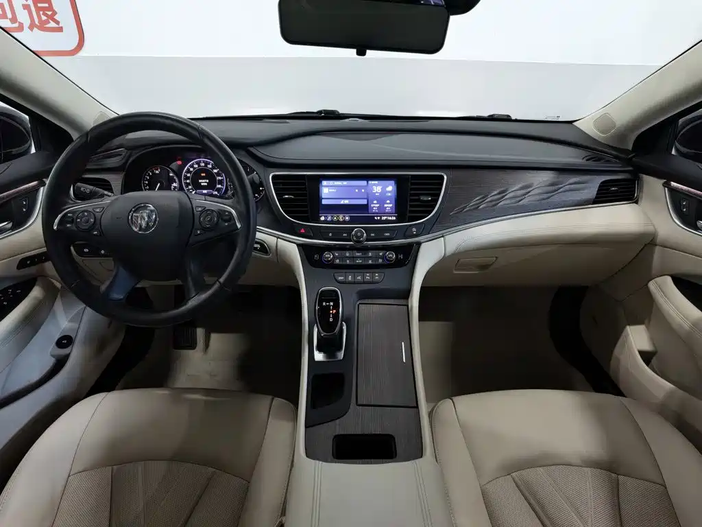 Buick LaCrosse 2021 Avenir