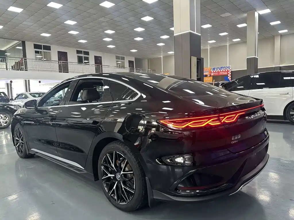BYD Han — миниатюра 6