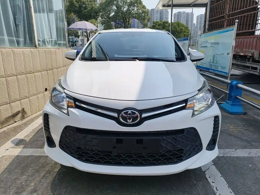 Toyota Vios FS — миниатюра 3