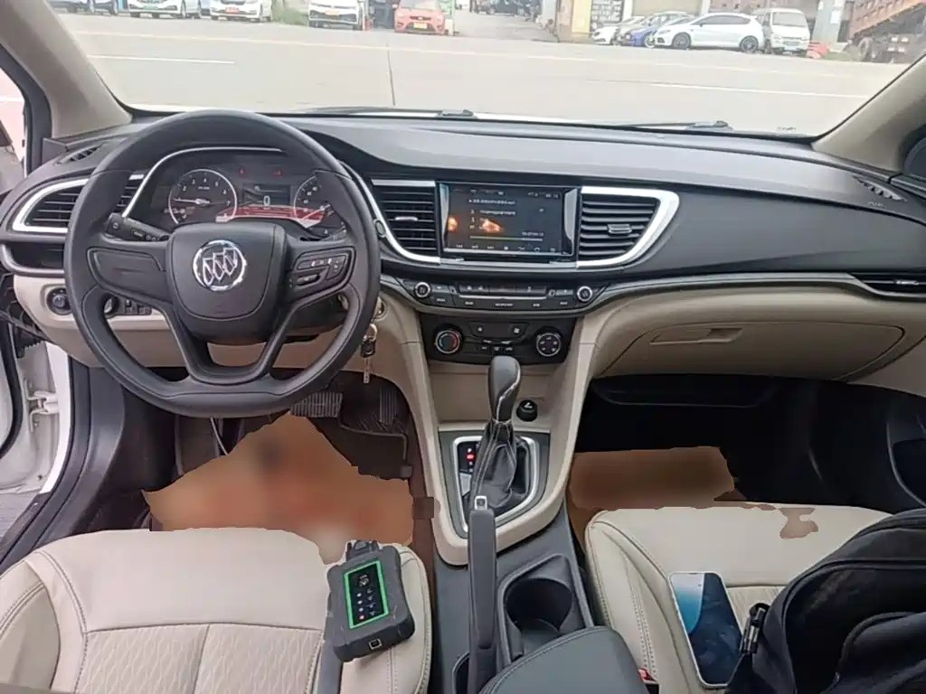 Buick Excelle — миниатюра 10