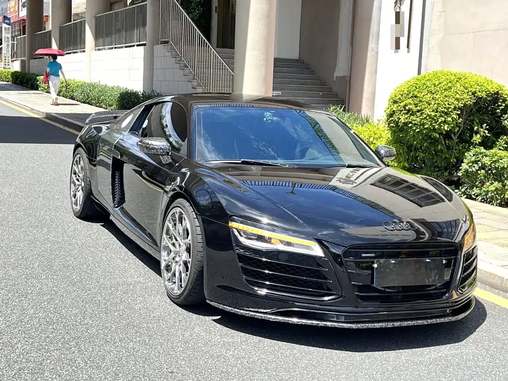 Audi R8 — миниатюра 3