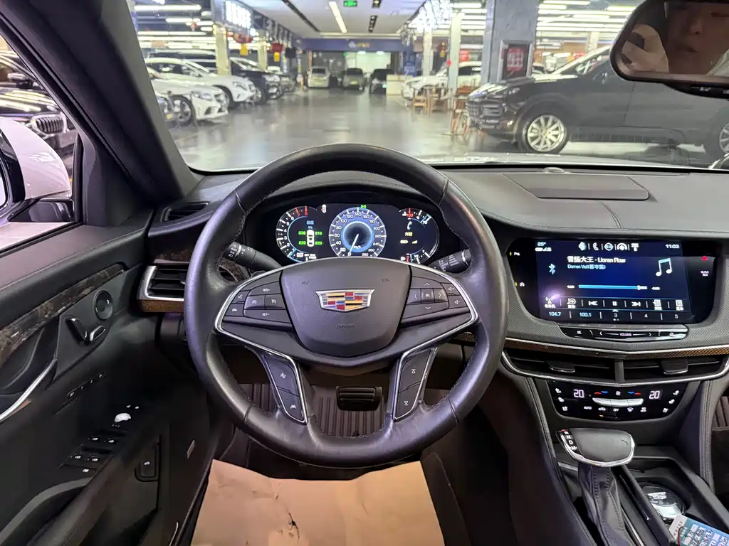 Cadillac CT6 — миниатюра 7