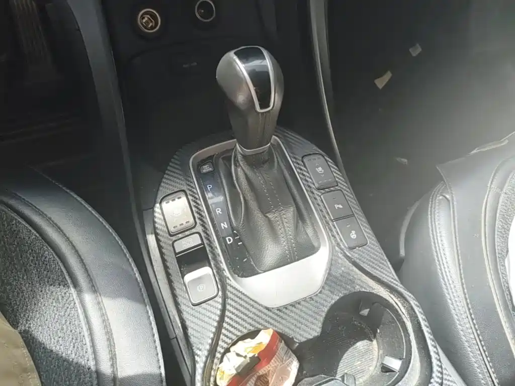 Hyundai Santa Fe — миниатюра 19