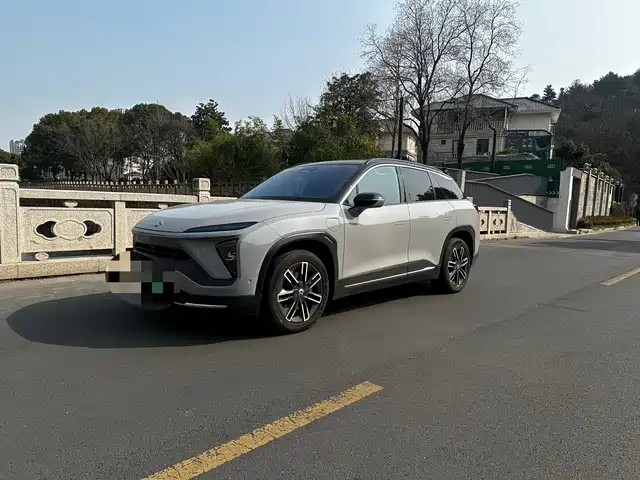 NIO NIO ES6 2022