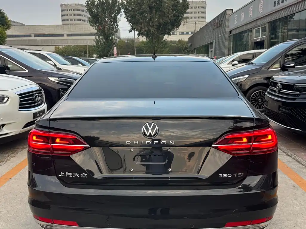 Volkswagen Phideon — миниатюра 5