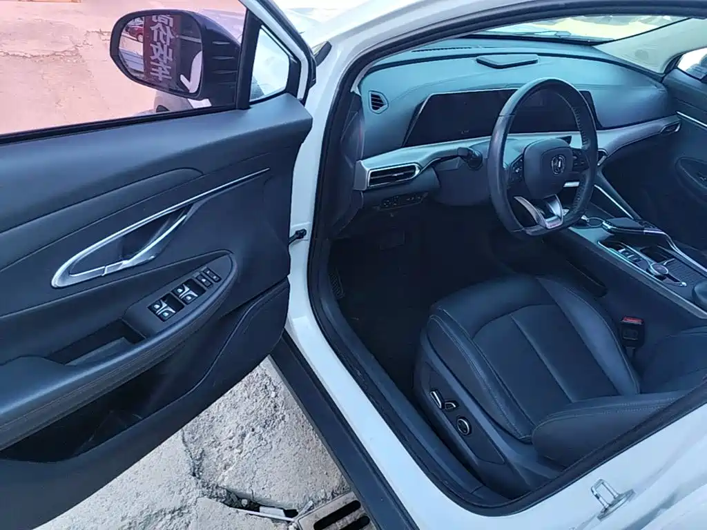 Changan UNI-T — миниатюра 16