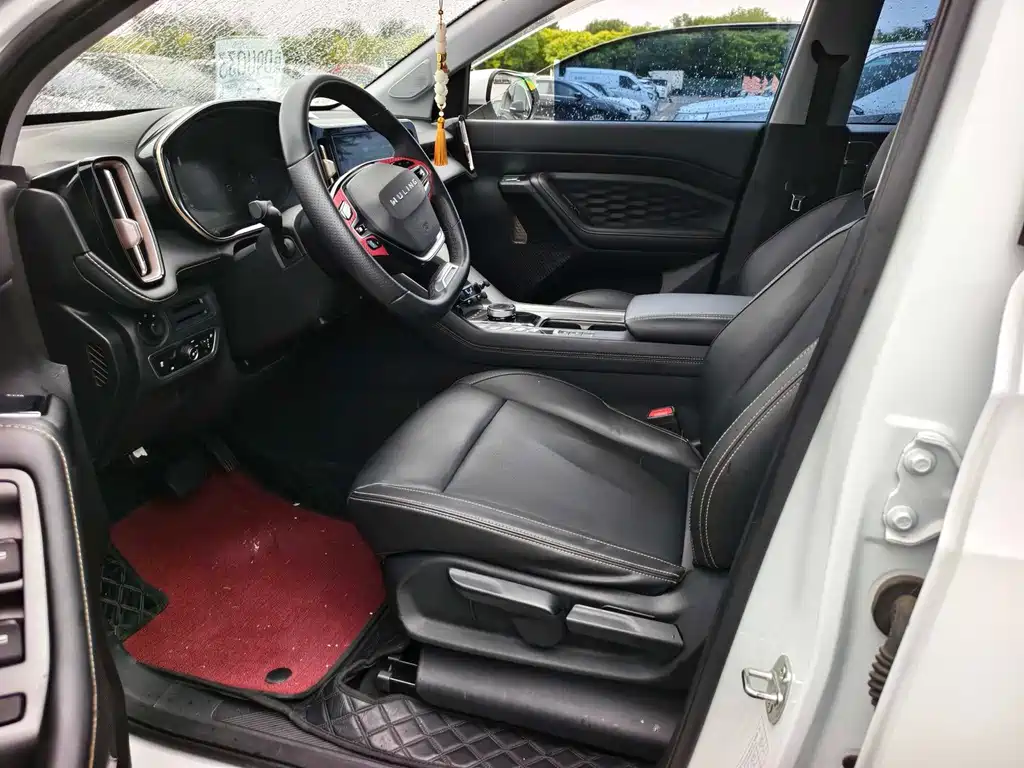 Wuling Xingyun — миниатюра 12