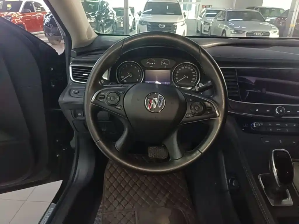 Buick LaCrosse — миниатюра 11