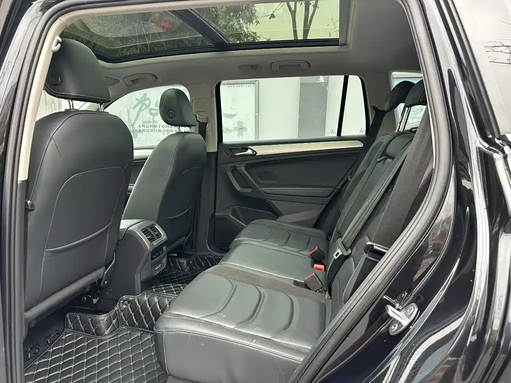 VOLKSWAGEN TIGUAN L NEW ENERGY