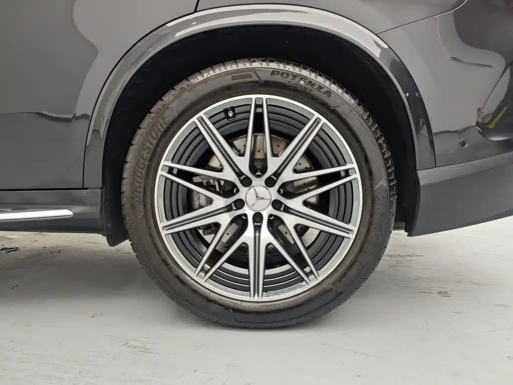 Mercedes-Benz GLC AMG — миниатюра 8