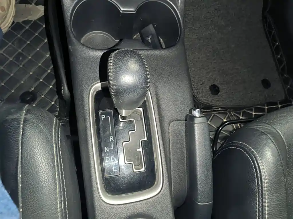 Mitsubishi Outlander (Import) — миниатюра 14