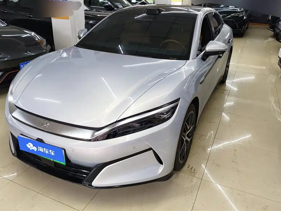 Byd 汉L 2025