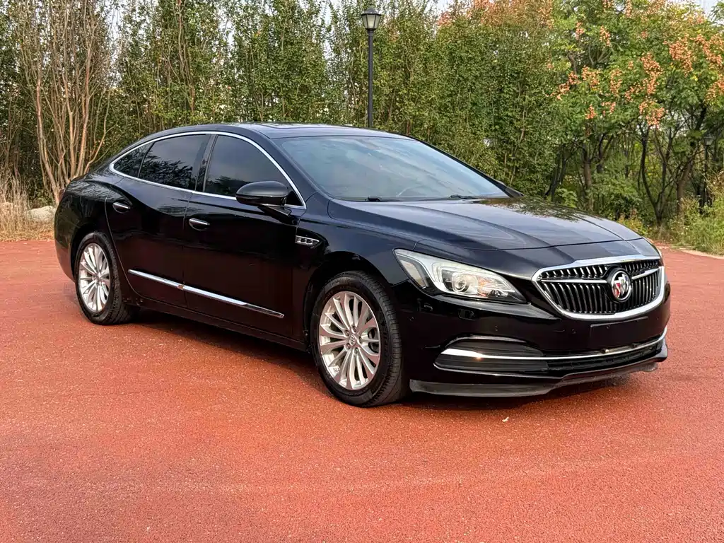 Buick LaCrosse — миниатюра 3