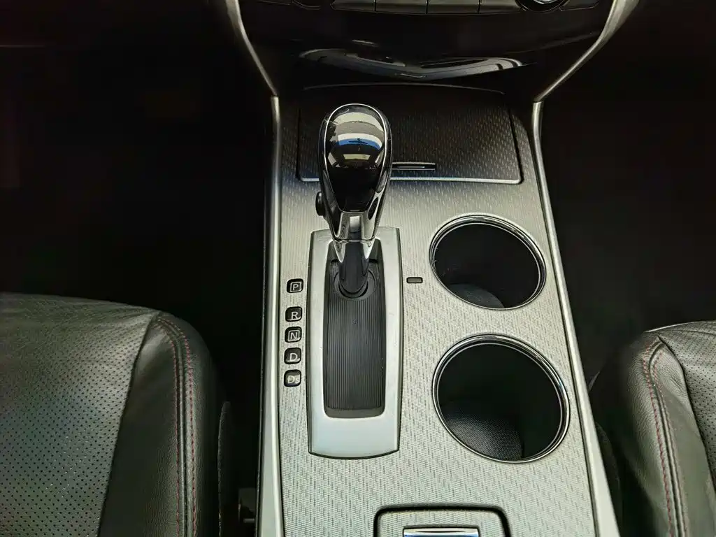 Nissan Teana — миниатюра 13