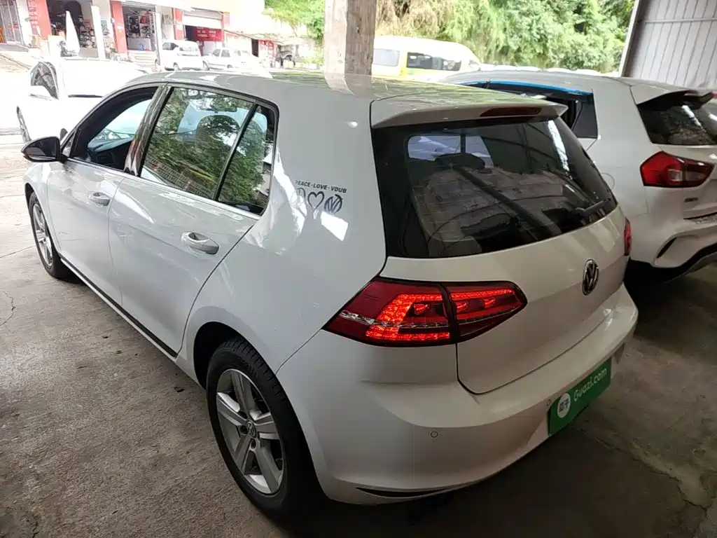 Volkswagen Golf — миниатюра 5
