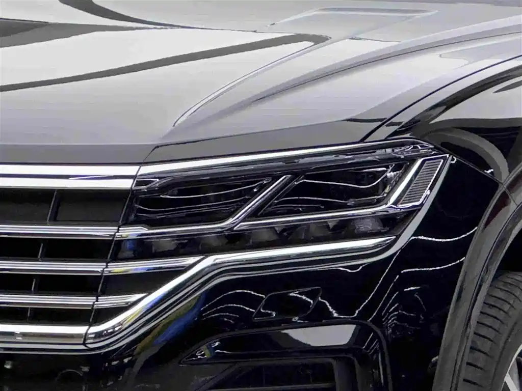 Volkswagen Touareg 2023 3.0TSI Sport