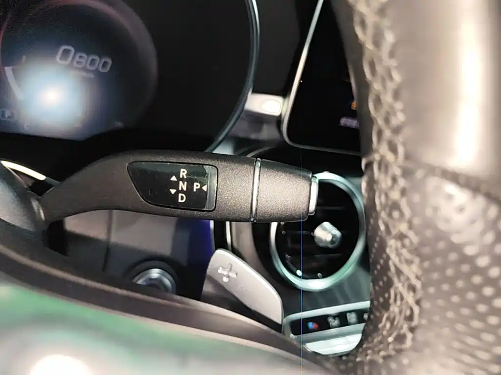 Mercedes-Benz C-Class — миниатюра 14