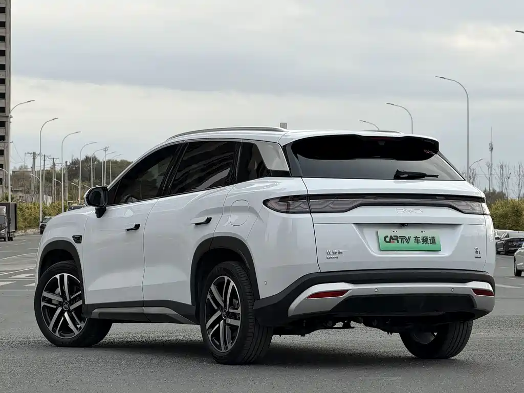 BYD L DM-i — миниатюра 4