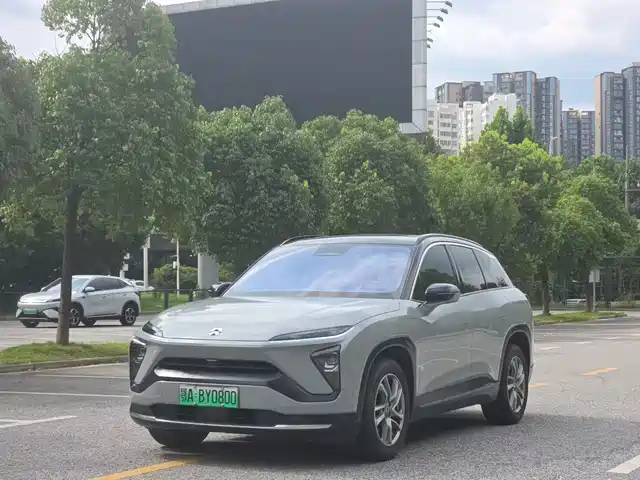 2021 Nio ES6