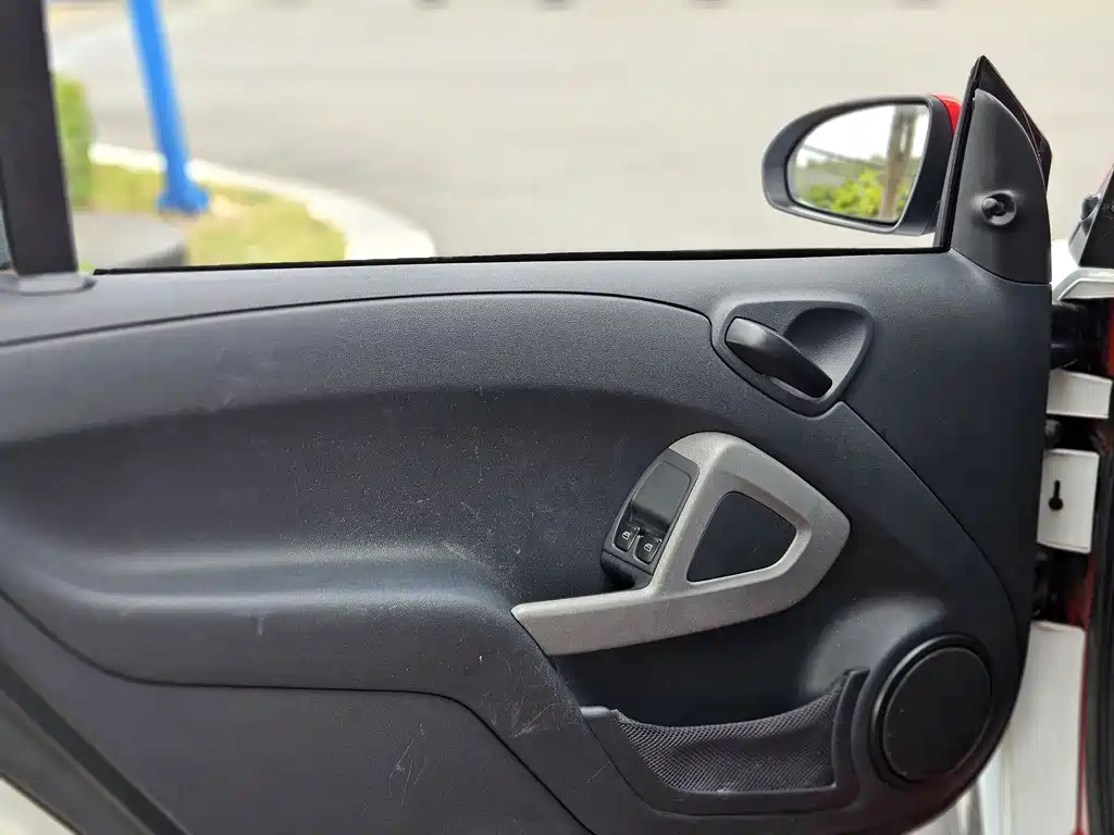 smart Smart Fortwo — миниатюра 6